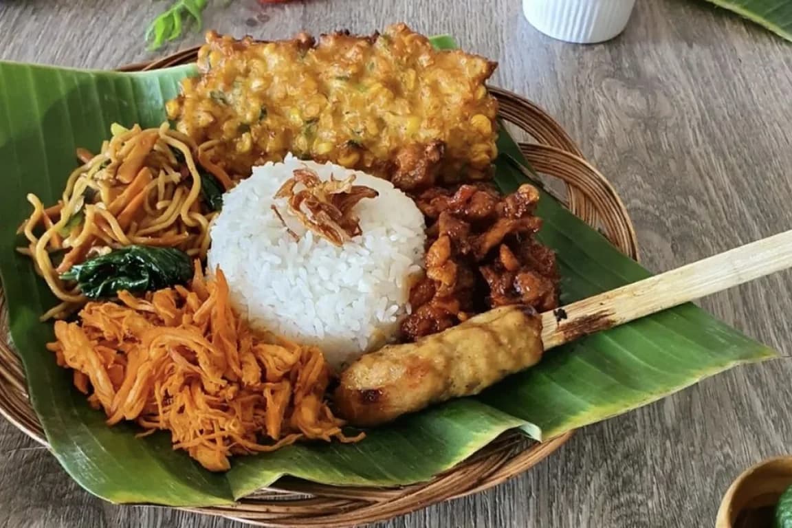 Nasi Campur Bali