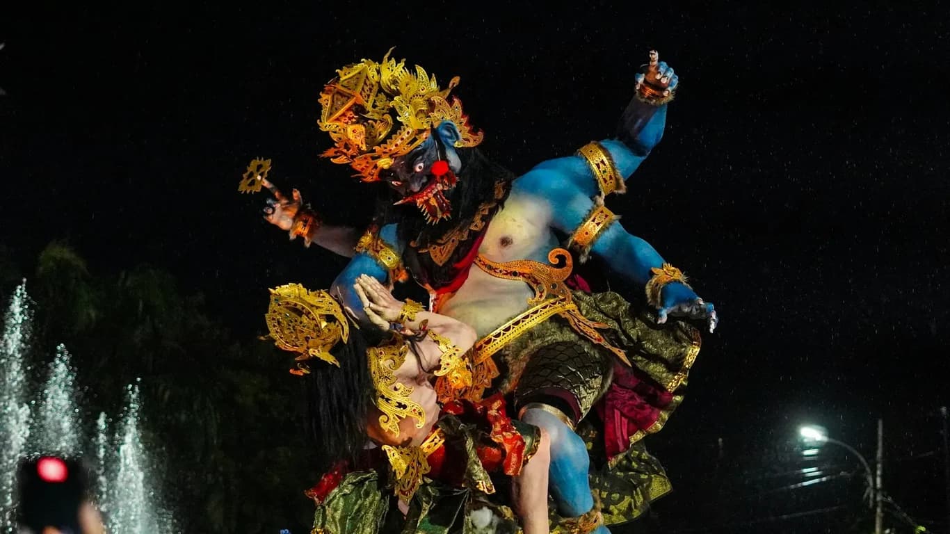 The Story Behind Ogoh-ogoh Culture