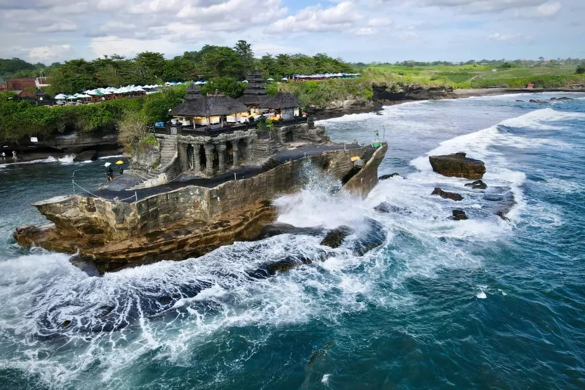Tanah Lot temple view from ocean