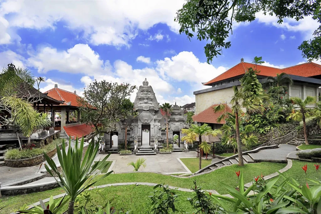 Puri Lukisan Museum